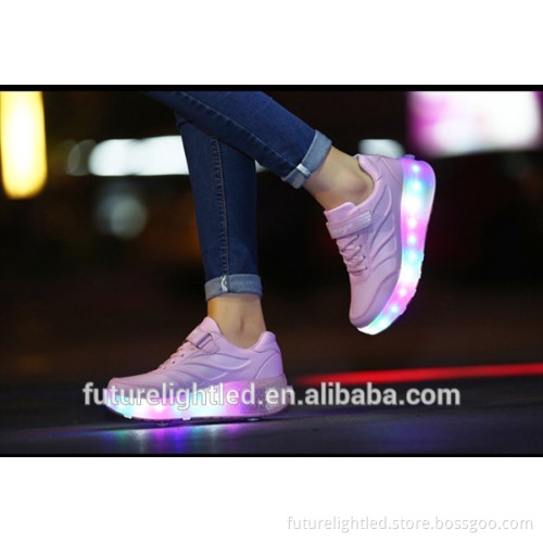 Double wheels shenzhen set top box led the light flashing shoes